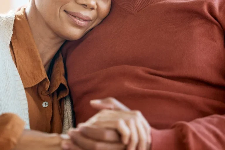 Frontotemporal Dementia (FTD) Support Group Elderly Couple Cuddling